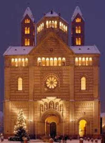 Ferienwohnungen Domblick Mit Historischem Innenhof Speyer Exterior photo